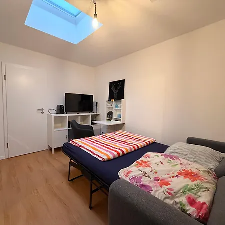Kleine 1 Zi Zentrale Lage Apartment *